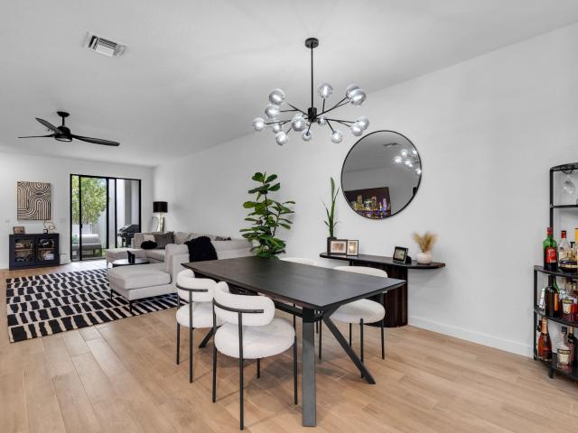 387 NW 17th St, Fort Lauderdale, US, FL
