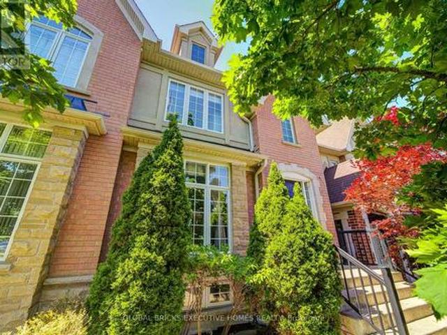 3885 Eglinton Avenue, Mississauga, ON, L5M 7Z7 house for sale | Listing ID W13640 | Royal LePage