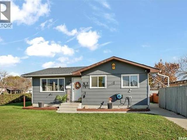 3887 Miyo Wâhkôhtowin Road, Saskatoon, SK, S7L 5T1 house for sale | Listing ID SK051864 | Royal LePage