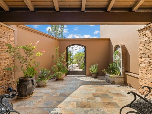 3881 positano place