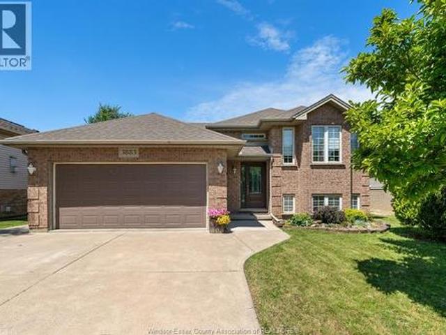 3883 Aristotle Crescent, Windsor, ON, N9G 2N9 house for sale | Listing ID 26020 | Royal LePage