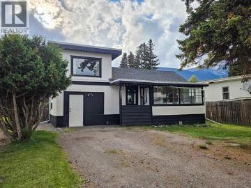 3883 3Rd Avenue, Smithers, BC, V0J 2N0 house for sale | Listing ID R3104 | Royal LePage