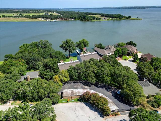 388 Driftwood Ct, Unit 1A, Azle, TX 76020 | MLS #21046
