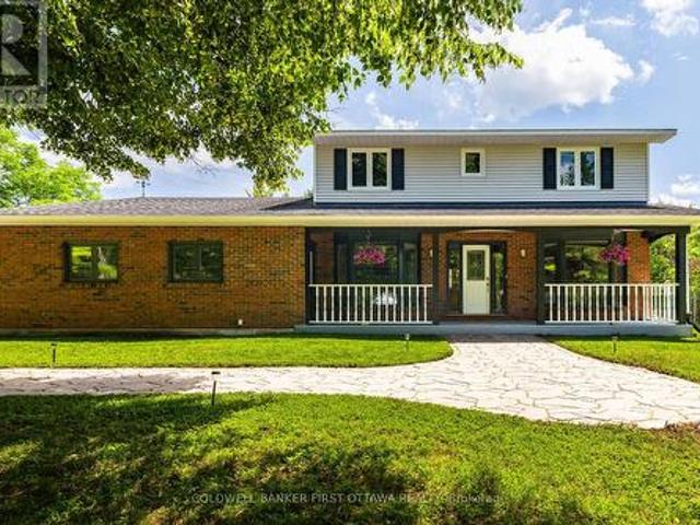 388 High Street, Beckwith, ON, K7C 1X1 house for sale | Listing ID X13521 | Royal LePage