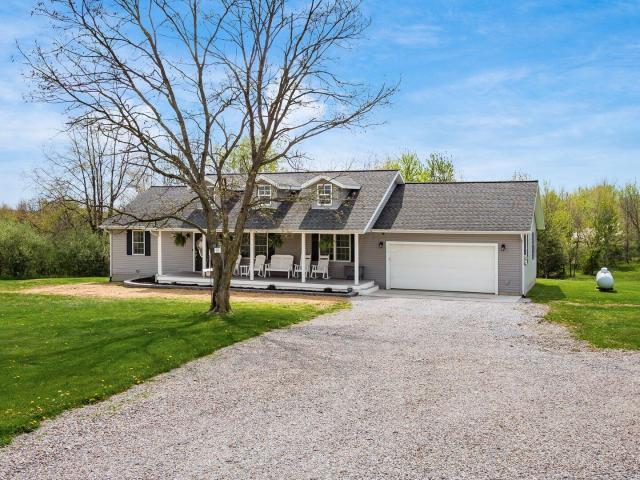 3895 Township Road 124 NE