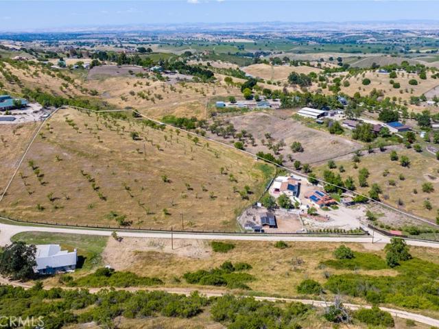 3890 Hillcrest Dr, Templeton, CA 93465 | MLS #NS26089