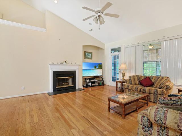 3891 Stillwood Dr