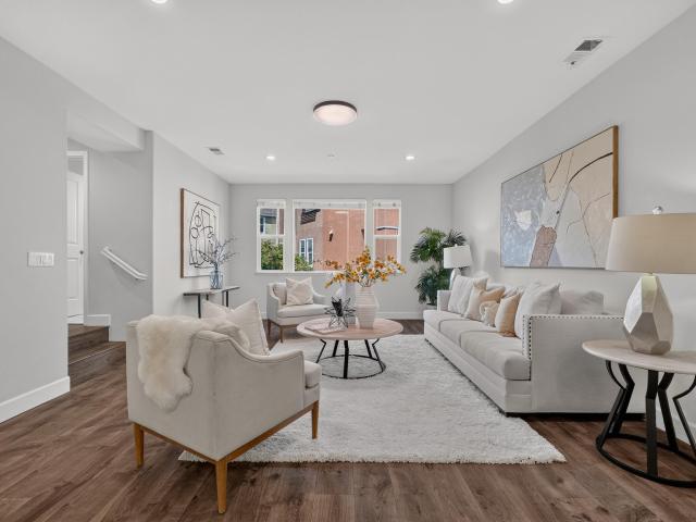 38924 Lemongrass Way