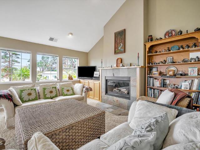 38934 Cypress Way