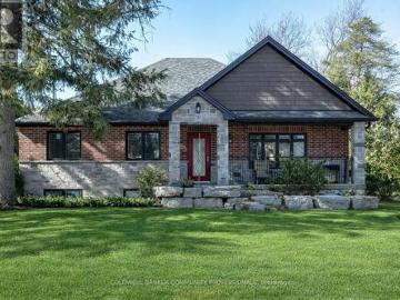 Ancaster, Hamilton, Ontario, Ontario - Fireplace