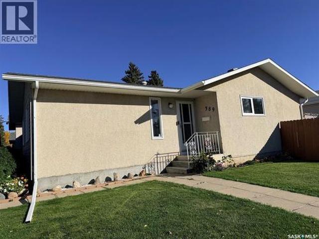 389 Meighen Crescent, Saskatoon, SK, S7L 4W6 house for sale | Listing ID SK049966 | Royal LePage