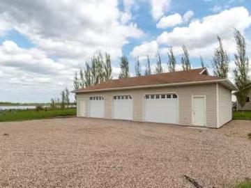 38 45326 Hwy 659, Rural Bonnyville M. D. AB, T9N 2G9 vacant.