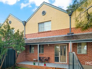 3/8 9 Ferguson Road, Springwood NSW 2777
