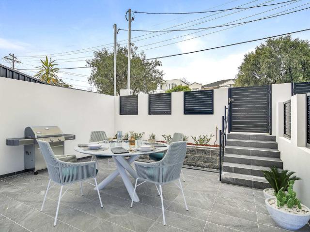 3/8 10 Grove Avenue, Narwee NSW 2209 Townhouse For Rent | Domain