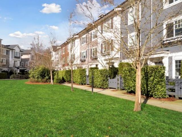 38 3010 Riverbend Drive, Coquitlam, BC, V3C 0B8 townhouse for sale | Listing ID R3122 | Royal LePage