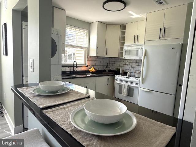 38 3 Florence Tollgate Place