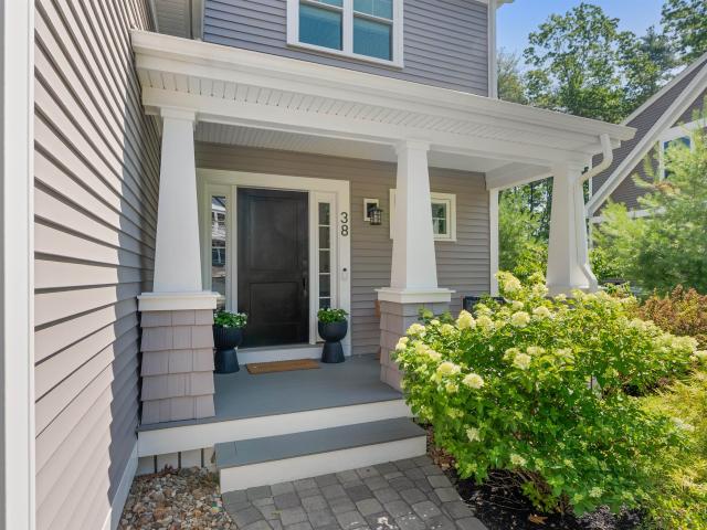 38 Walford Lane