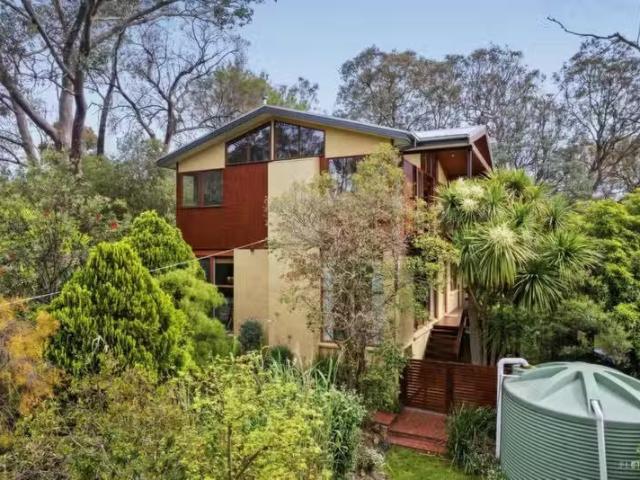 38 Webb Street, Warrandyte VIC 3113 House Auction