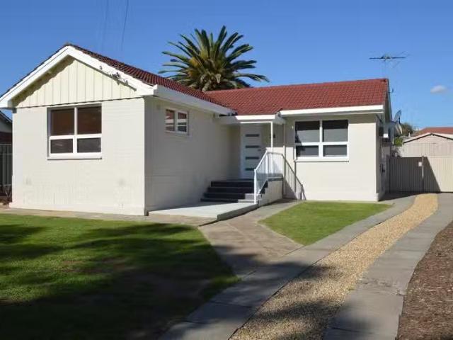 38 Ackland Avenue, CHRISTIES BEACH, SA 5165 House for Rent