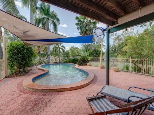 38 acre RIVER FRONTAGE only 7km from Katherine township