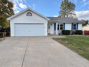 38 Amberly Dr, St. Peters, MO 63376 | Compass