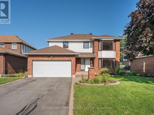 38 Bateman Drive, Ottawa, ON, K2G 5H4 house for sale | Listing ID X13672 | Royal LePage