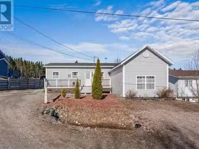 38 Bayview Heights, Hare Bay, NL, A0G 2P0 house for sale Li.