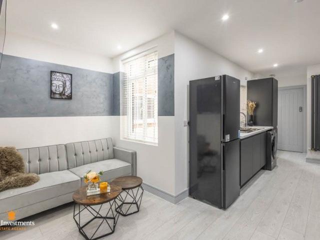 38 Benn Street, Rugby