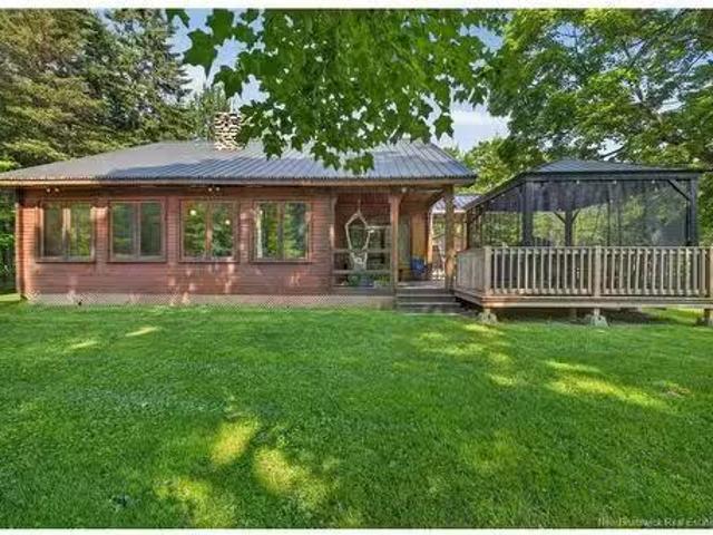 38 Blue Jay Lane, Middle River, NB, E2A 7L6 house for sale.
