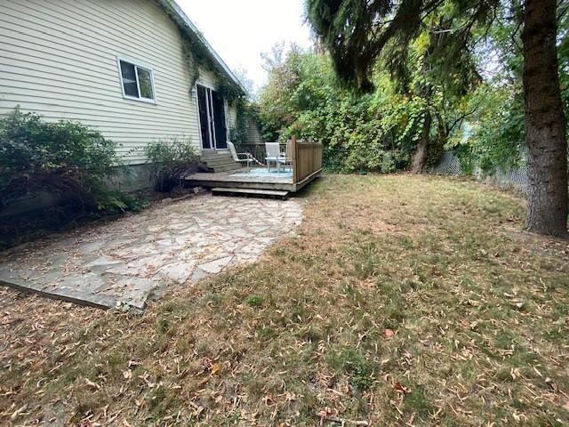 38 Calderwood Drive Upper 4 bed, 1 bath STUDENTS