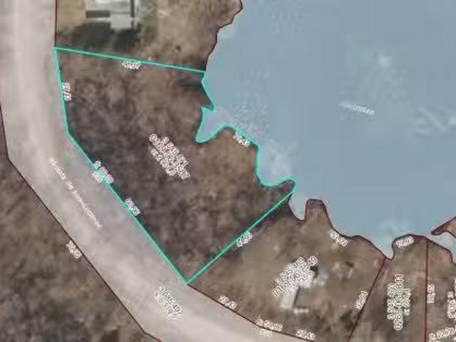 38 Ch. Du Lac Lawless, Litchfield, QC, J0X 1K0 vacant land f.