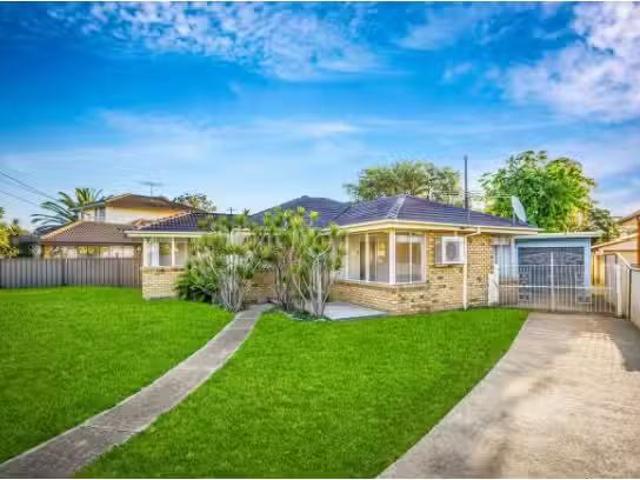38 Coates Street, MOUNT DRUITT House for rent Listed by Natas.