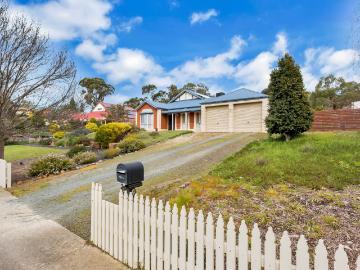 Mount Barker, South Australia, Adelaide Hills, South Australia