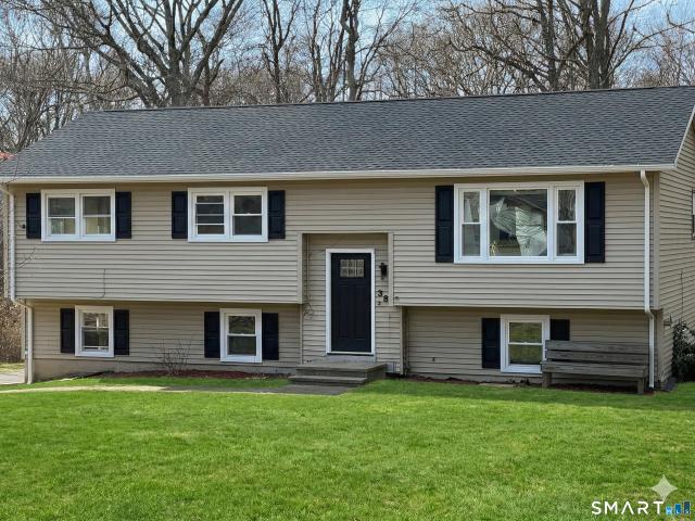 38 Deer Ridge Rd, Stonington, CT 06378 | MLS #24156