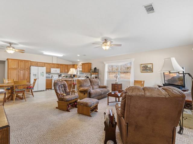 38 Devonshire Circle