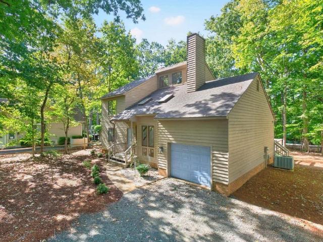 38 Dogleg Rd