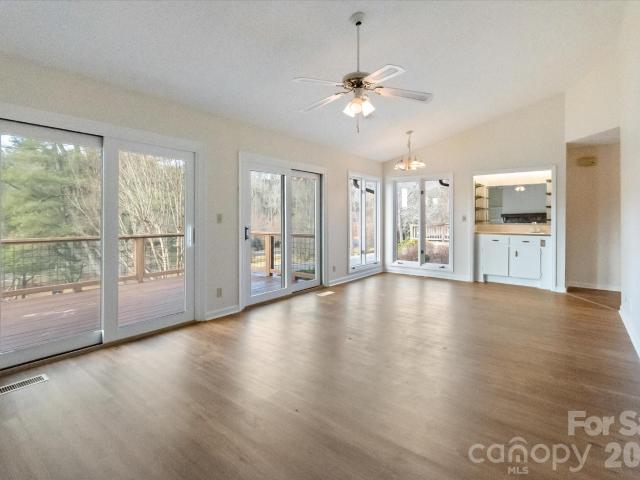 38 Eagle Run