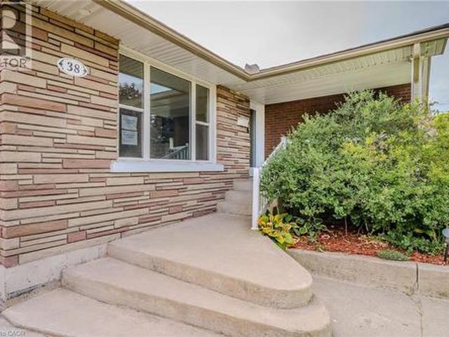 38 Endfield Avenue Unit# Main, Hamilton, ON, L8T 2L4 house for lease | Listing ID 40860 | Royal LePage