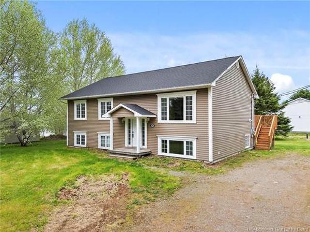 38 Foster Ave, Burtts Corner, NB, E6L 2C5 house for sale | Listing ID NB141324 | Royal LePage