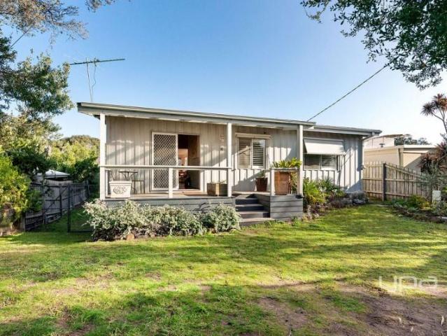 38 Florence Drive, Rye