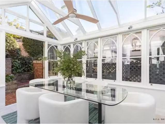 38 Great Thorne Street, Edgecliff House for rent Listed by Sa.