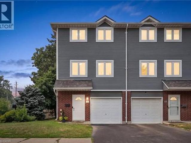 38 Harris Avenue Unit# A, Brantford, ON, N3R 2E9 townhouse for sale | Listing ID 40857 | Royal LePage