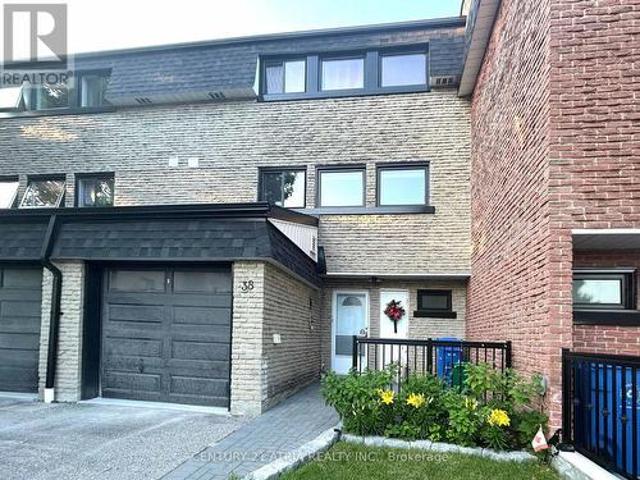 38 Henderson Drive, Aurora, ON, L4G 3L2 townhouse for sale | Listing ID N13503 | Royal LePage