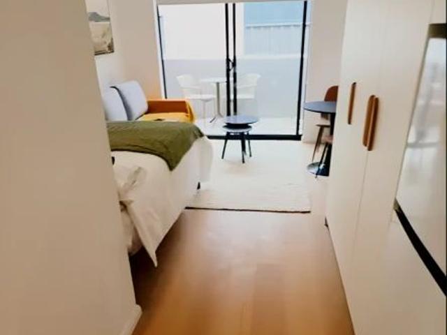 38 Henry St, Sydney