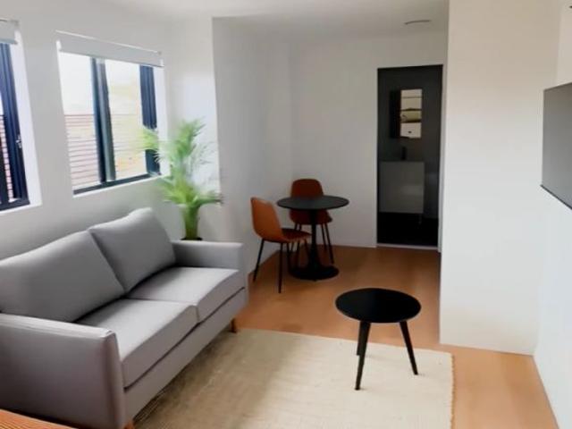 38 Henry St, Sydney