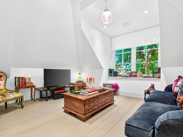 38 Heath Drive, London, NW3 7SW