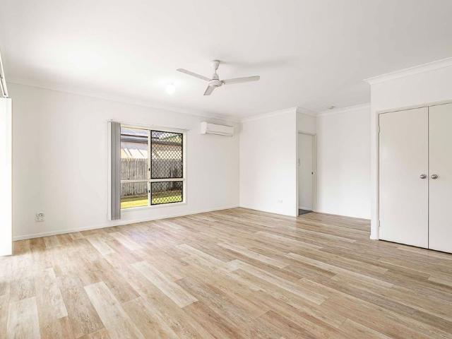 38 Jenkinson Dr, Annandale