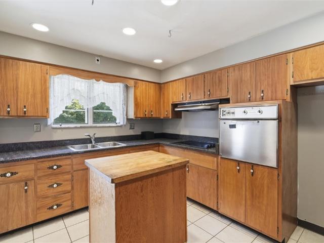 38 Jefferson Ave