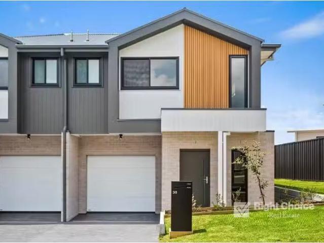 38 Jersey Avenue, Tullimbar Townhouse for rent Listed by Righ.