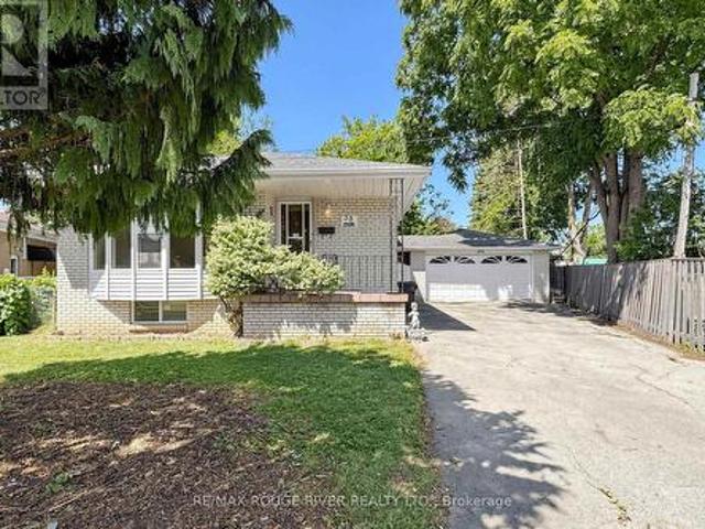 38 Lombardy Crescent, Toronto, ON, M1K 4N8 house for sale | Listing ID E13639 | Royal LePage